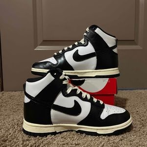 Vintage Black Nike Dunk High sneakers size 6
